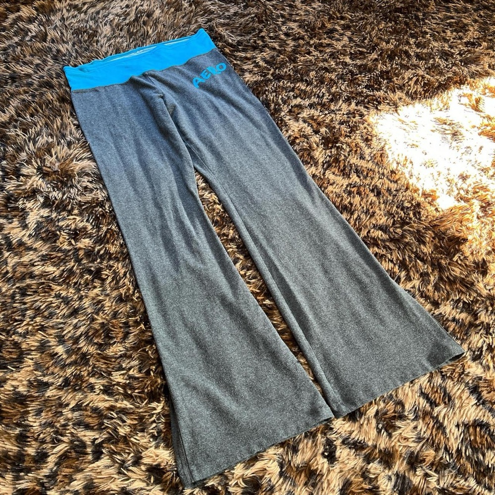 Aeropostale Gray Flared Fold Over Leggings with Bright Blue Foldover Waistband